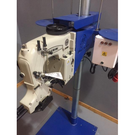 Máquina de coser industrial