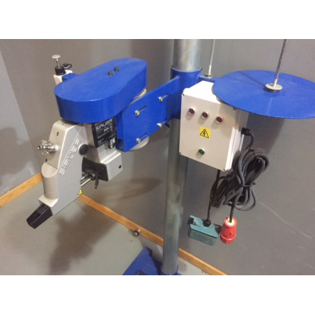 Máquina de coser industrial de producción media