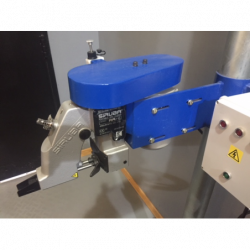 Máquina de coser industrial de producción media